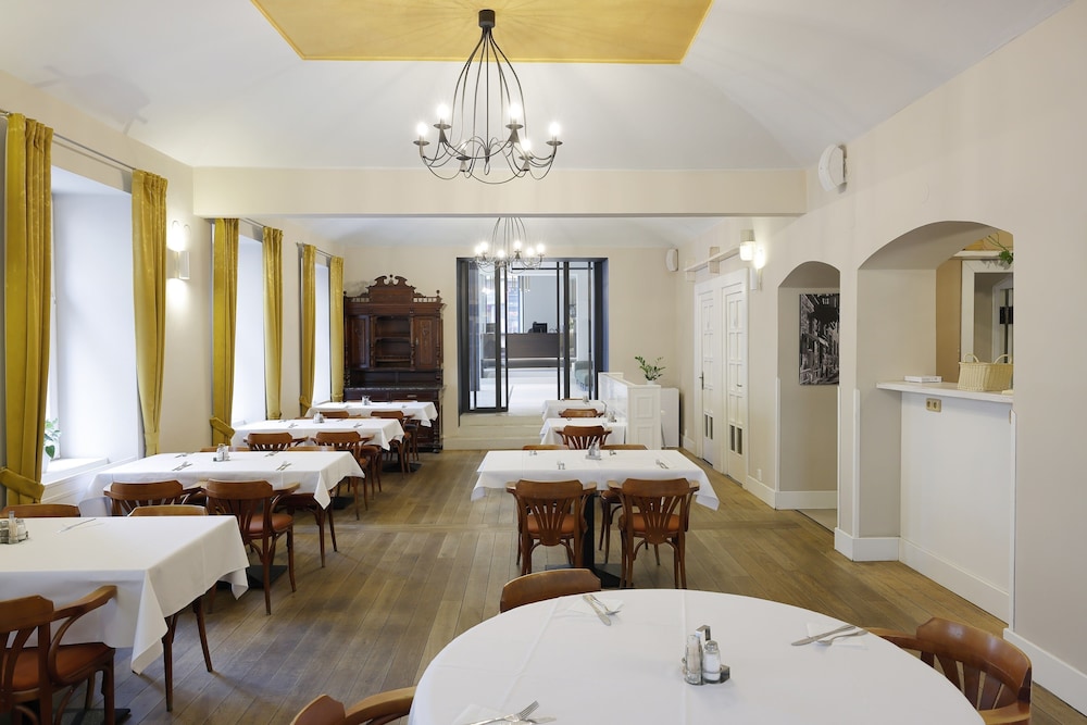 Prokop Square Hotel 37/50