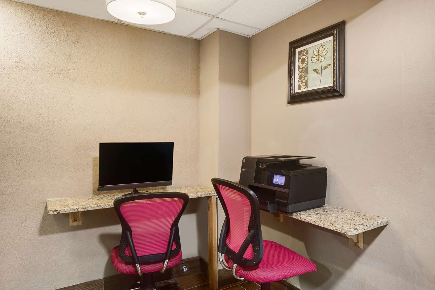 Best Western Waukesha Grand 13/18