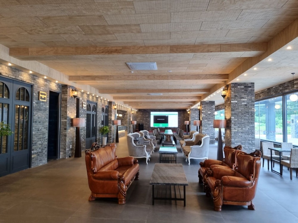 Ramada by Wyndham Suanbo 25/43