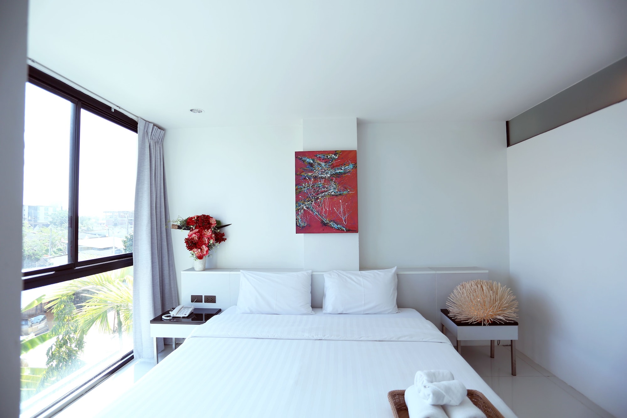 ROOM, DOUBLE BED