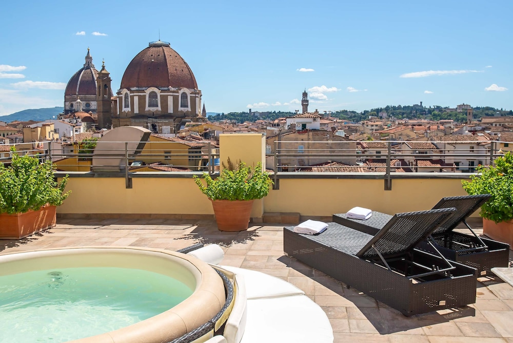Hotel Machiavelli Palace 74/77
