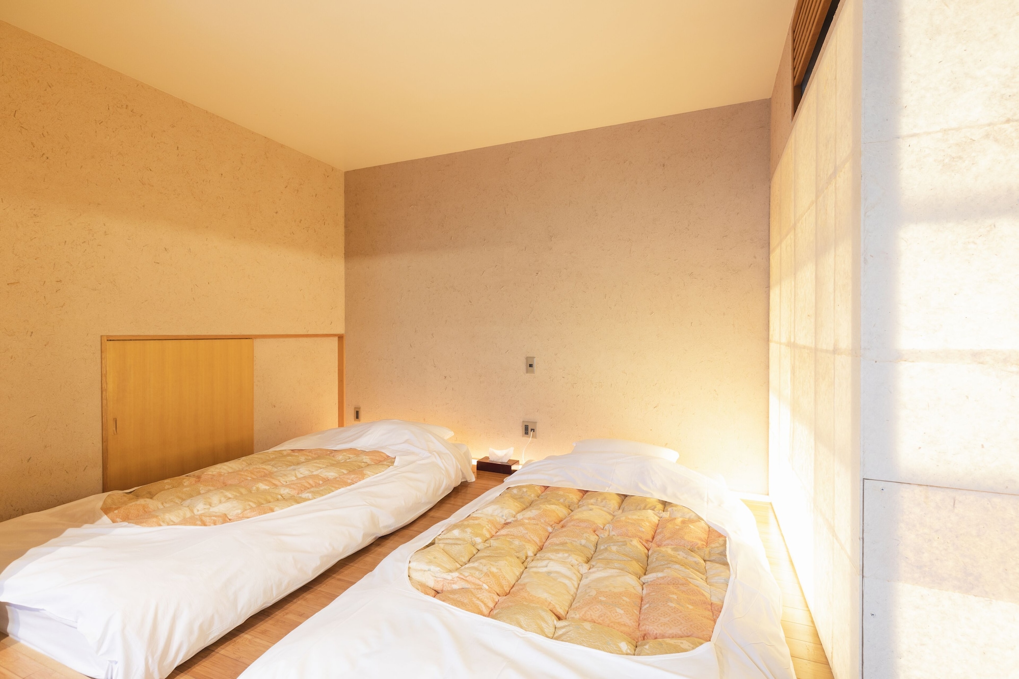 SUPERIOR, TWIN BEDS, OUTDOOR BATH, TATAMI