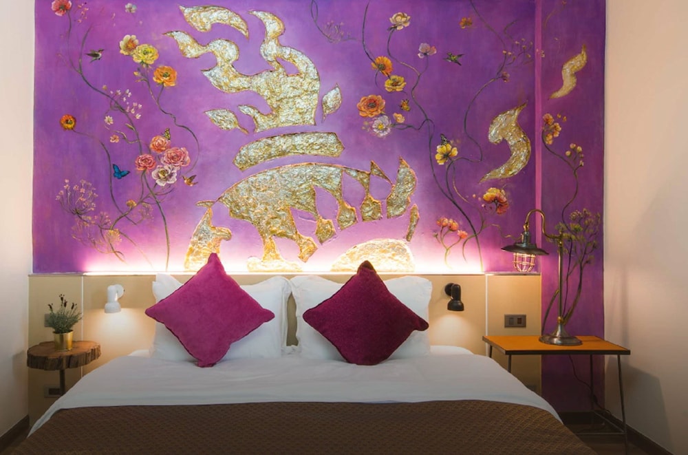 Dhevi Bangkok Hotel 14/40