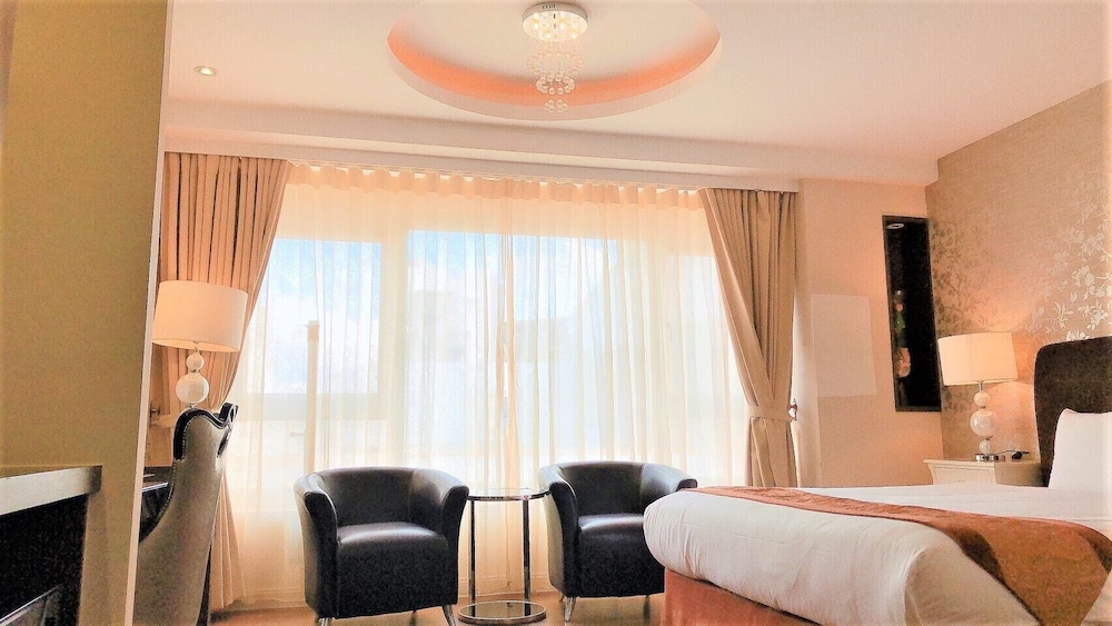 Taitung Z. Hotel 32/63