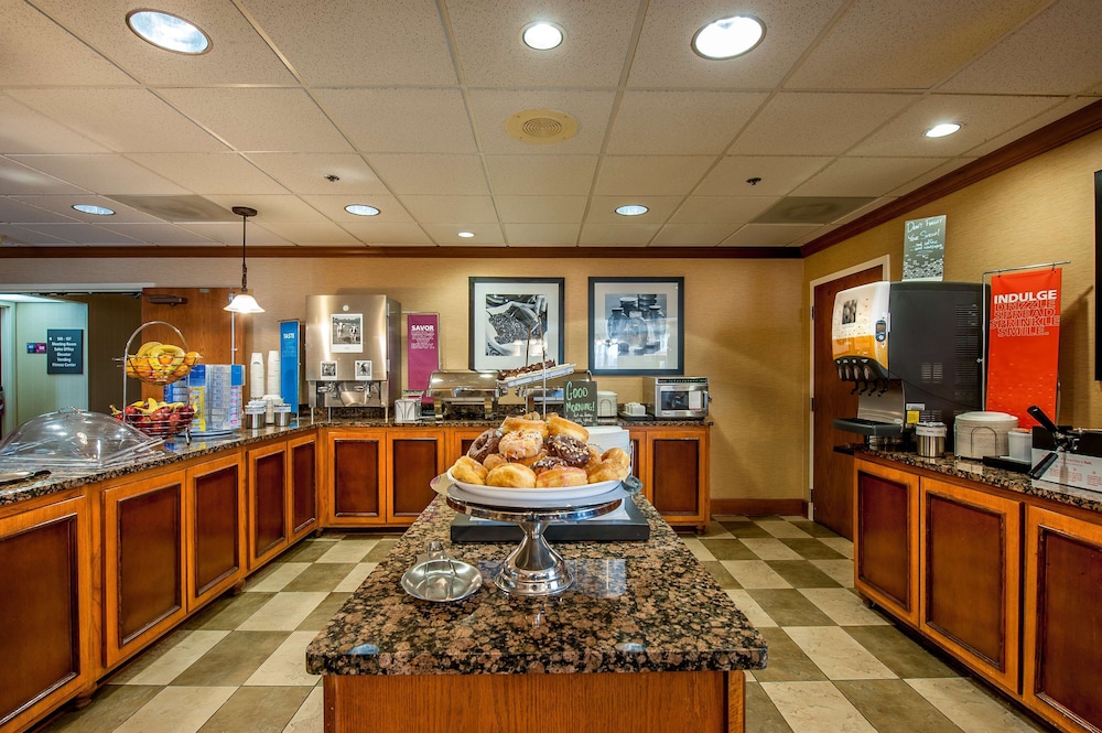 Hampton Inn By Hilton Bowling Green 29/36
