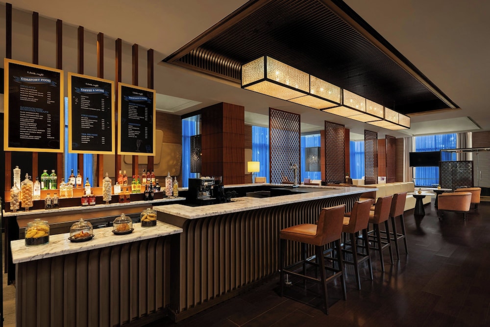 Sheraton Hyderabad Hotel 56/71