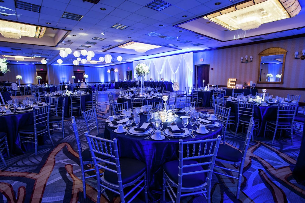 Doubletree By Hilton Chicago Alsip 52/78