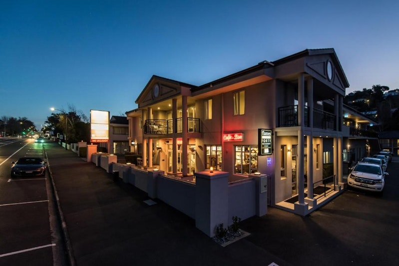 The Hotel Nelson 1/8