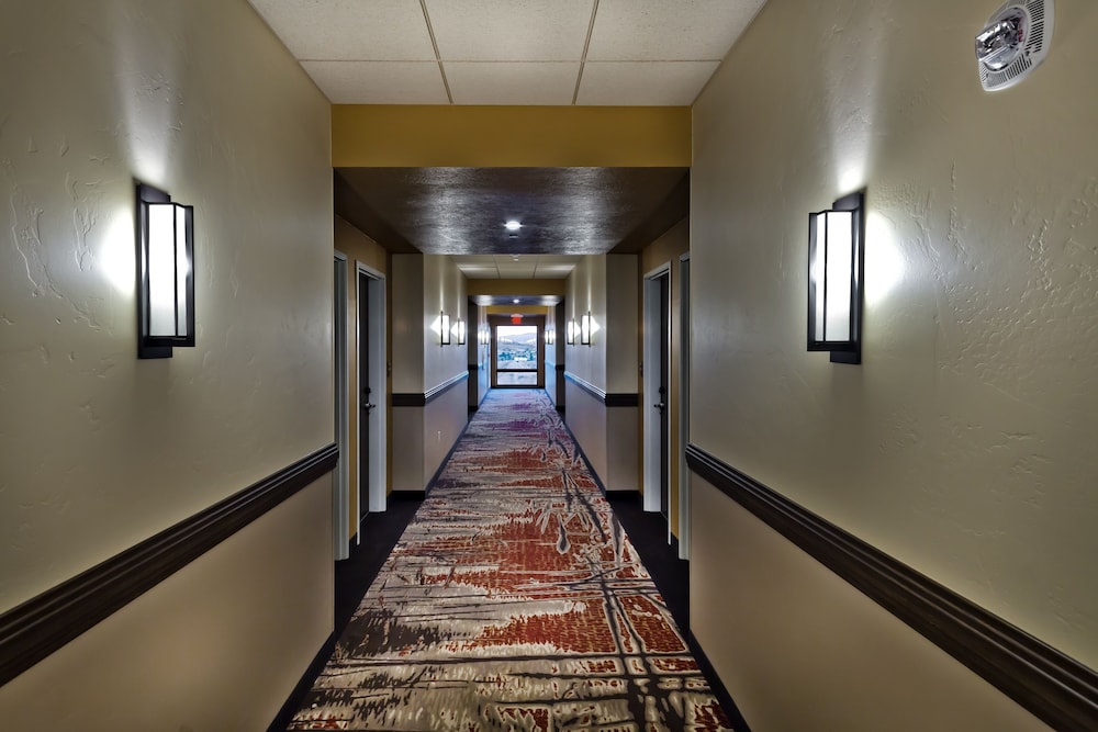Shoshone Rose Casino & Hotel 10/30