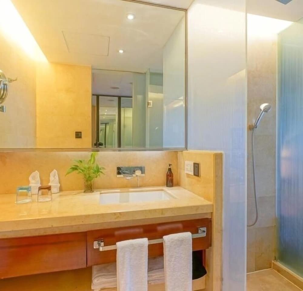 Rsun Hotel 49/50