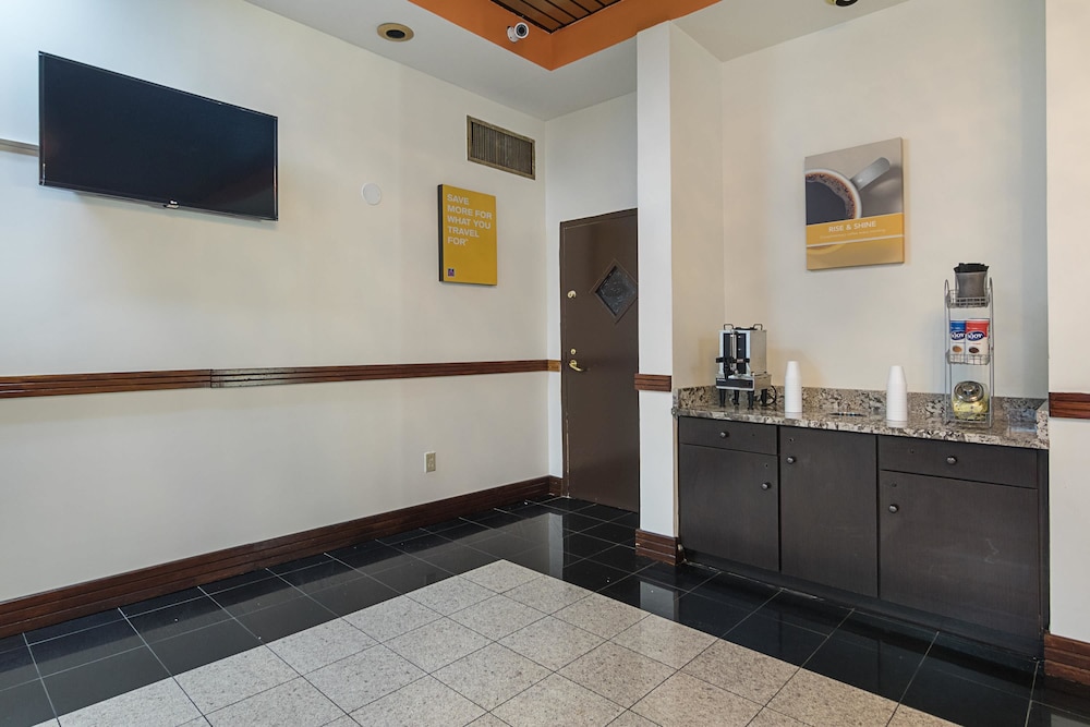 Motel6 Decatur, GA 6/55
