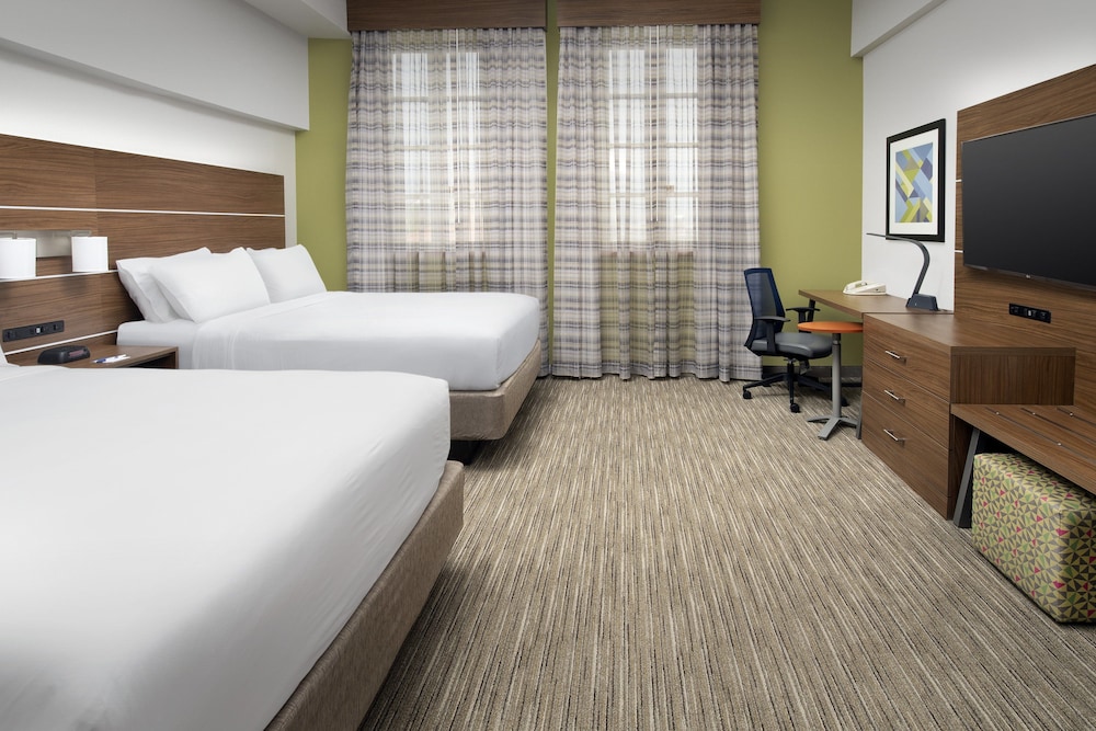 Holiday Inn Express San Antonio N-Riverwalk Area 14/49