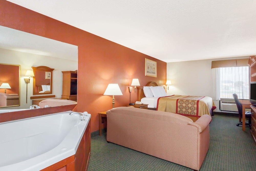 Days Inn & Suites By Wyndham New Iberia 6/27