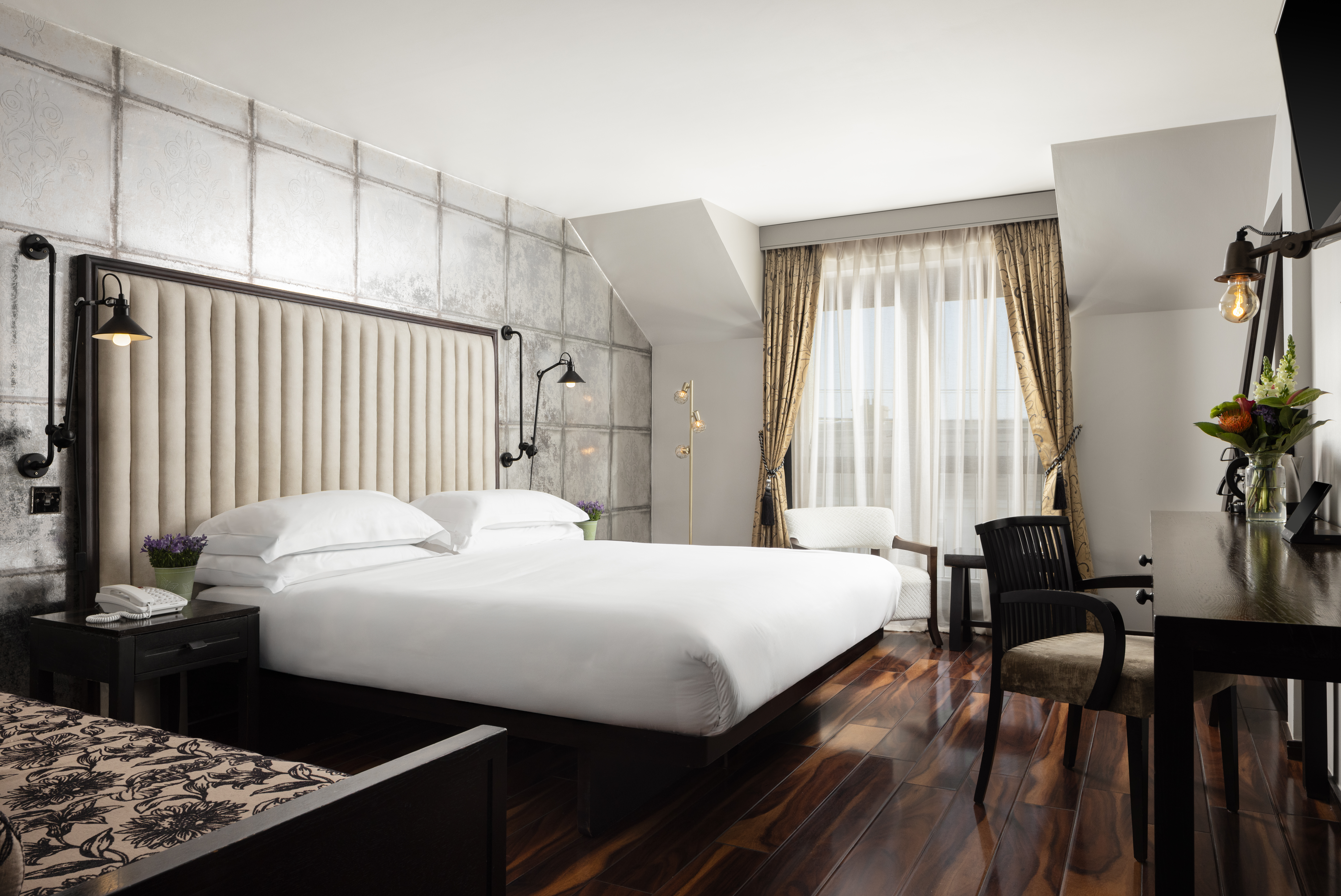 Room, Twin Beds
