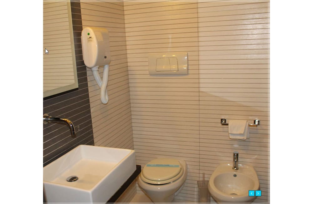 Room, Single, Double Bed