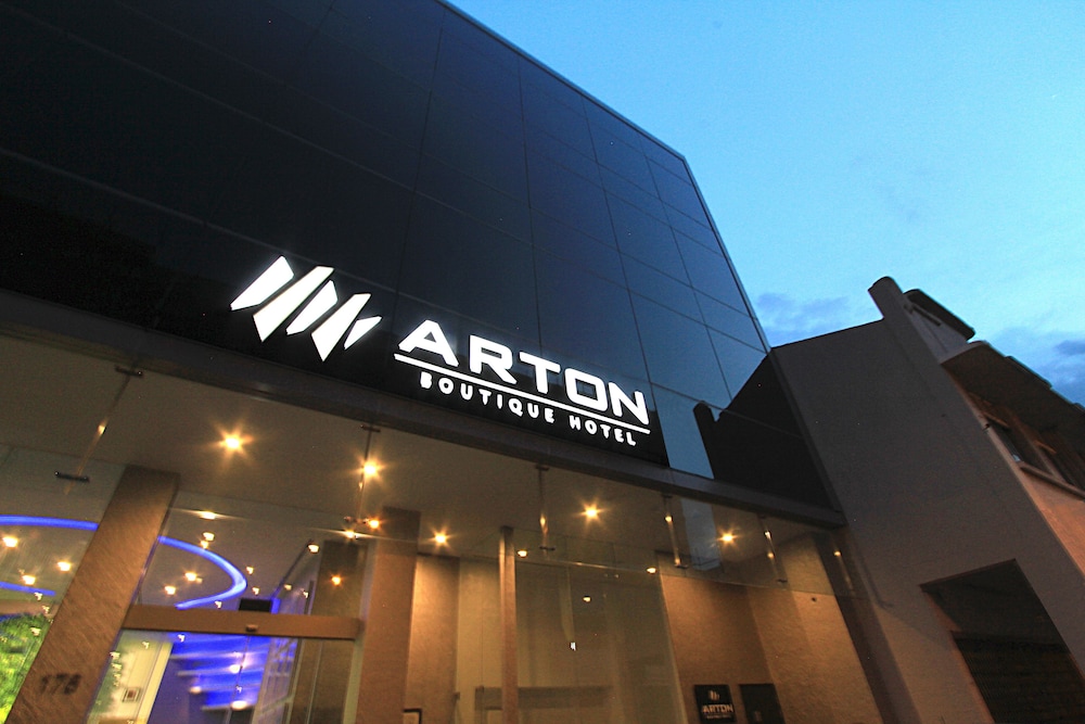 Arton Boutique Hotel 2/67