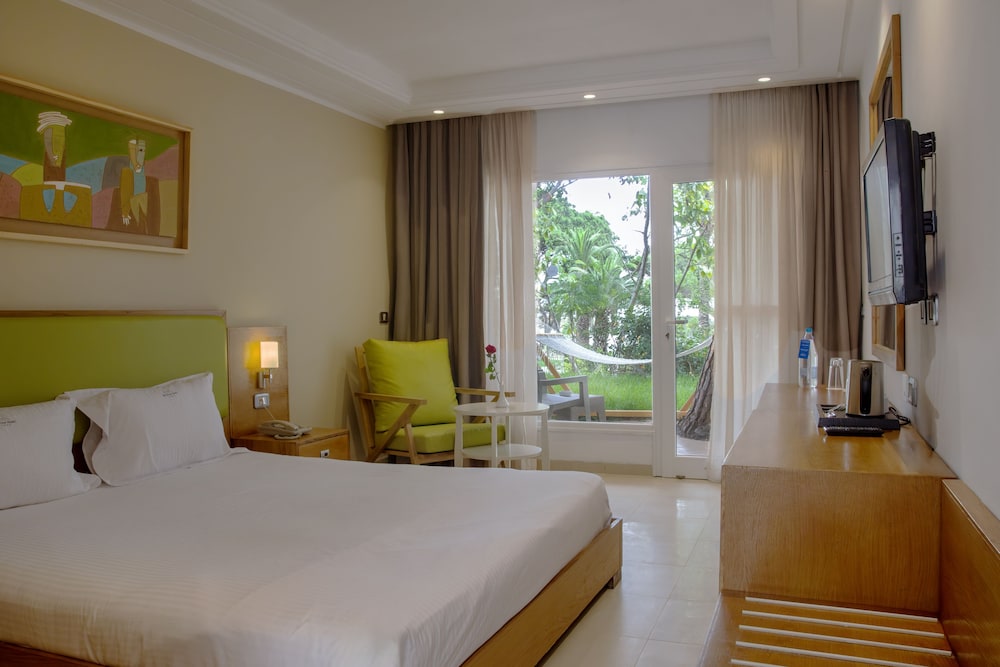 BUNGALOW, DOUBLE BED, GARDEN VIEW