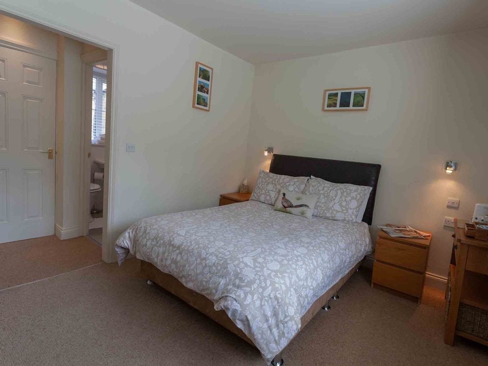 Room, Double Bed