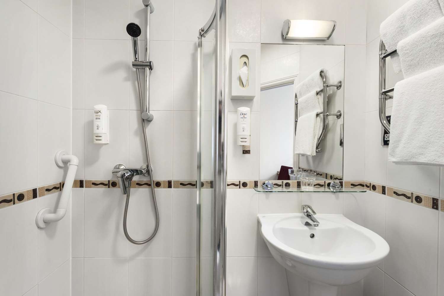 Days Inn by Wyndham London Hyde Park 27/28
