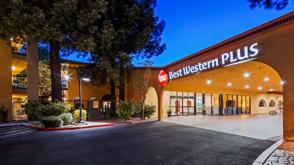Best Western Plus Heritage Inn 1/44