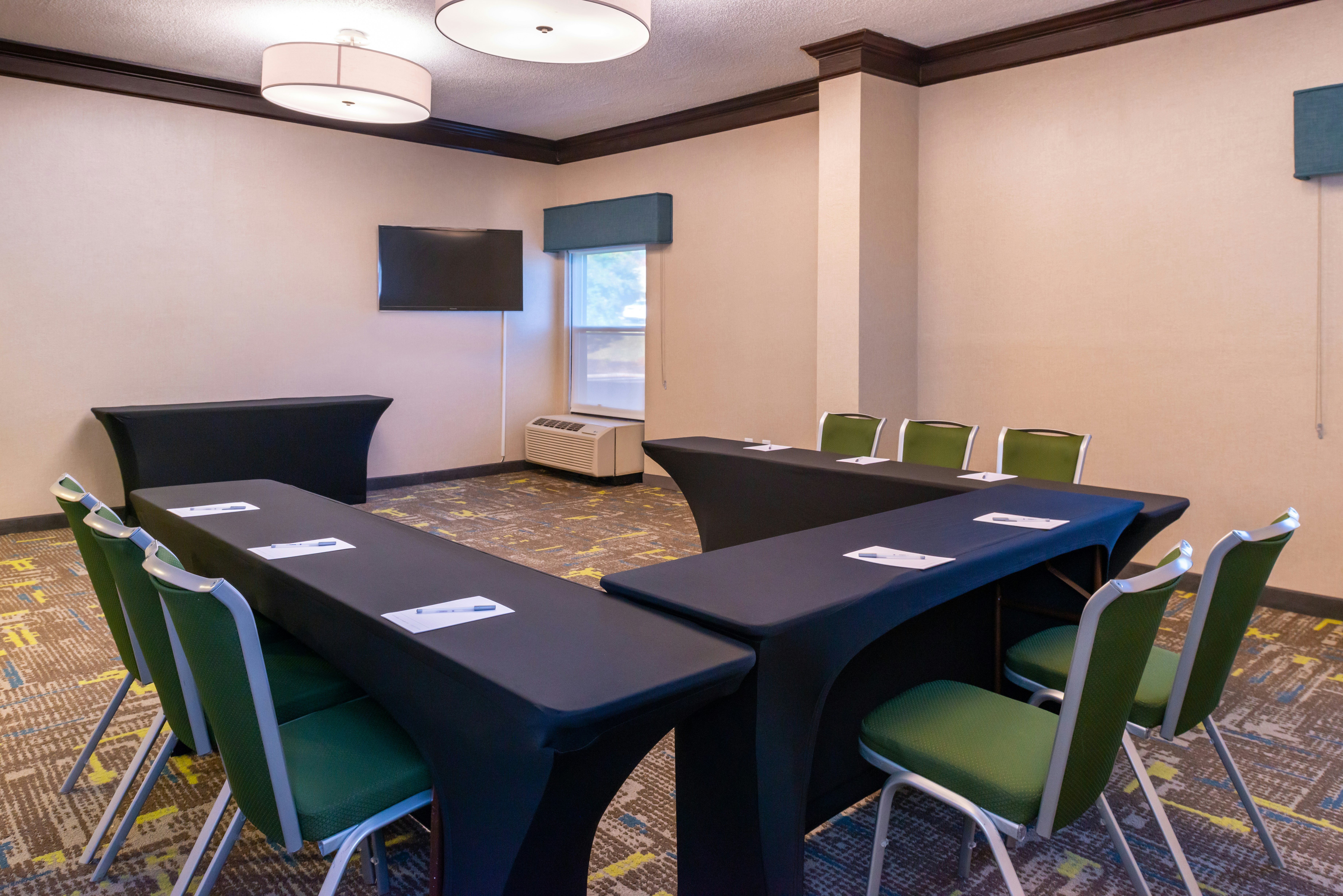 Hampton Inn Greensboro Airport 30/43