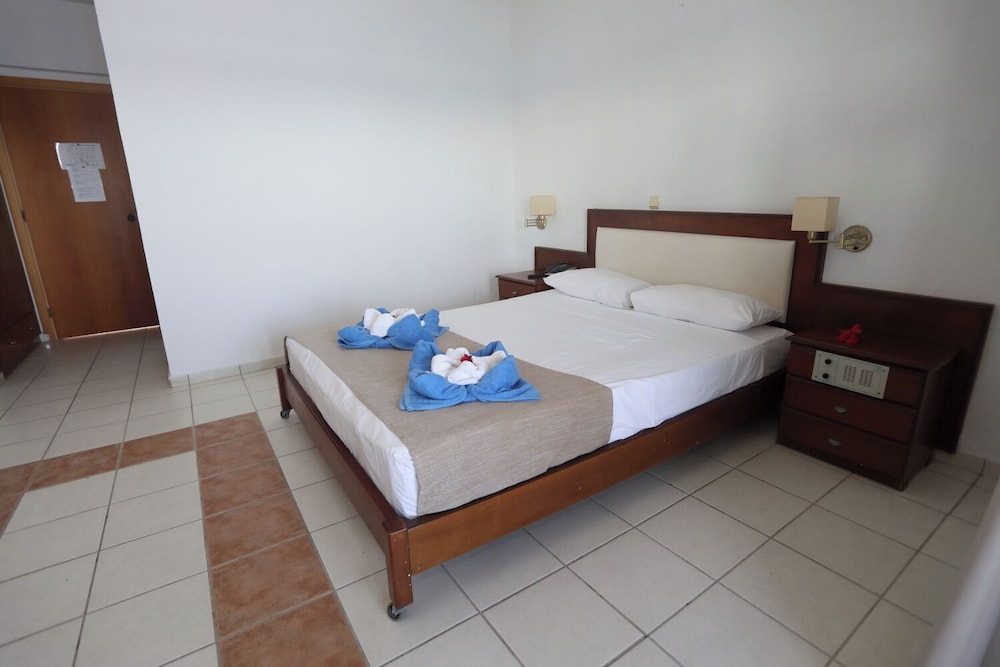 غرفة اقتصادية بسريرين منفصلين بإطلالة على البحر، Maravel Star Art Hotel 4/10