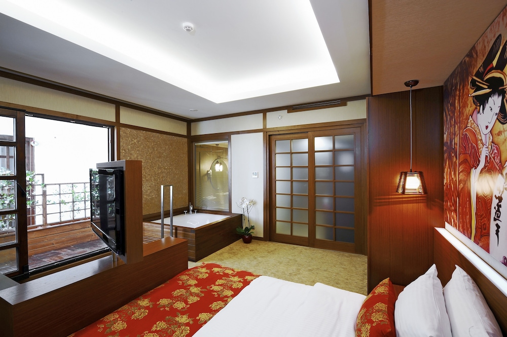 Ramada by Wyndham Podgorica 25/43