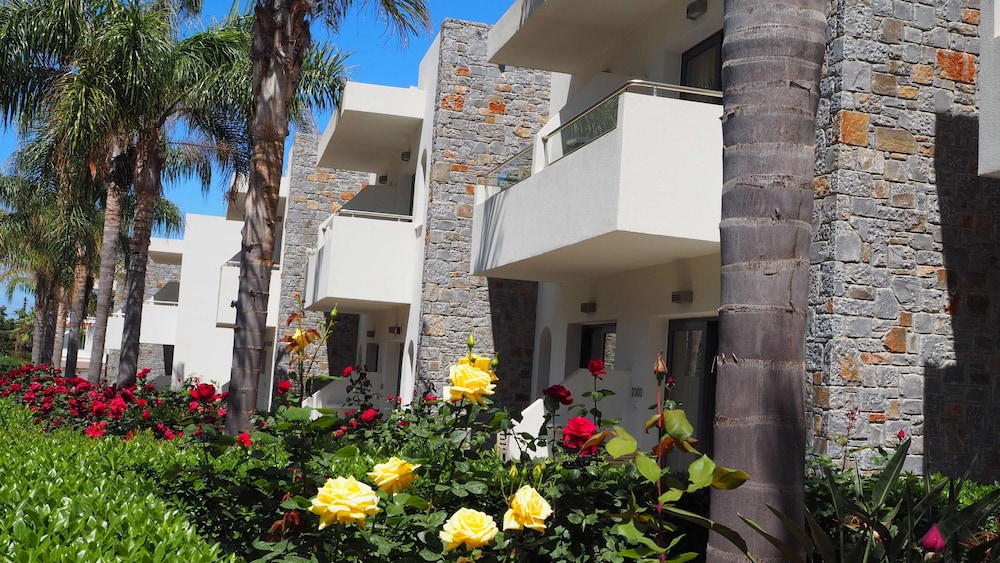 Cooee Kyknos Beach Hotel 69/75