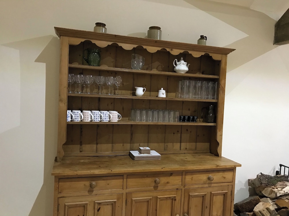 Beech Hill House B & B 7/50