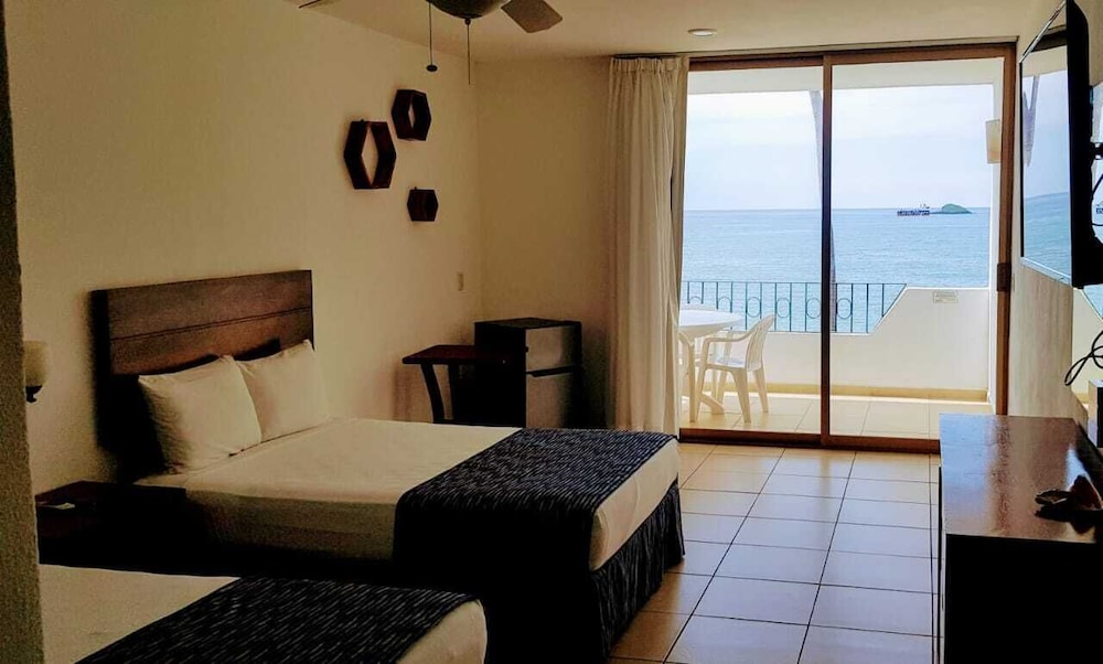 Costa Alegre Hotel And Suites 28/59