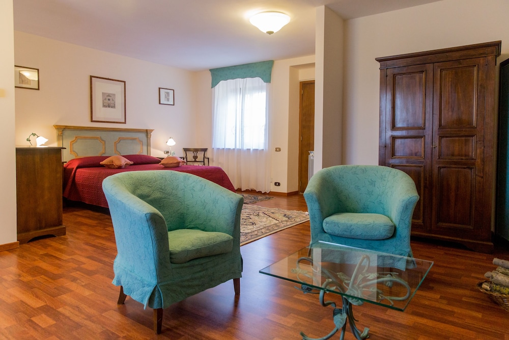 Le Anfore Agriturismo 36/70