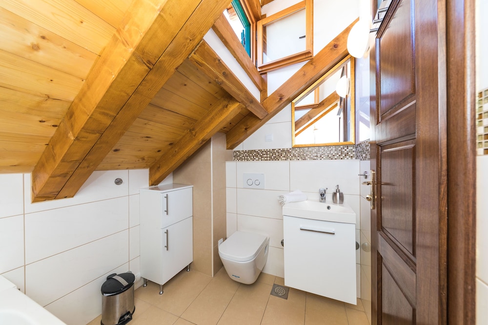 APARTMENTS PERLA 8/42
