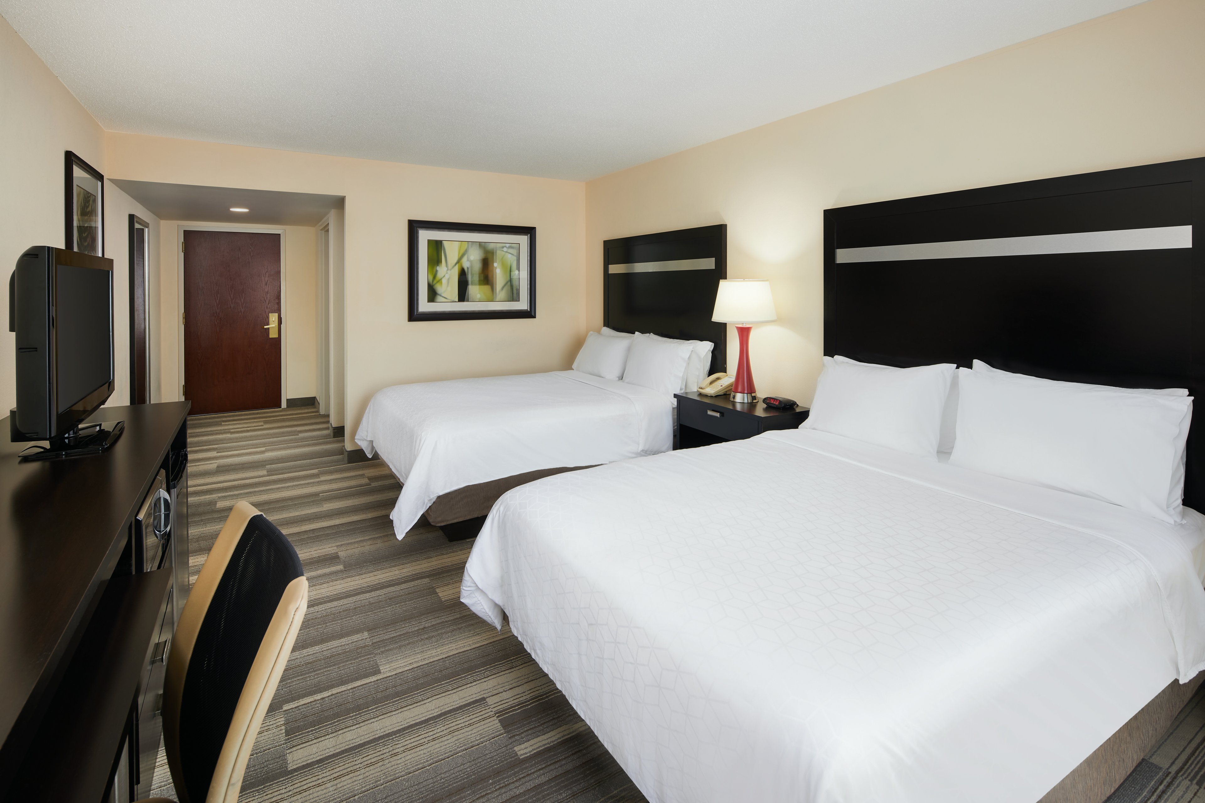 Holiday Inn Express Hotel & Suites I-26 & Us 29 At Westgate Mall 21/75