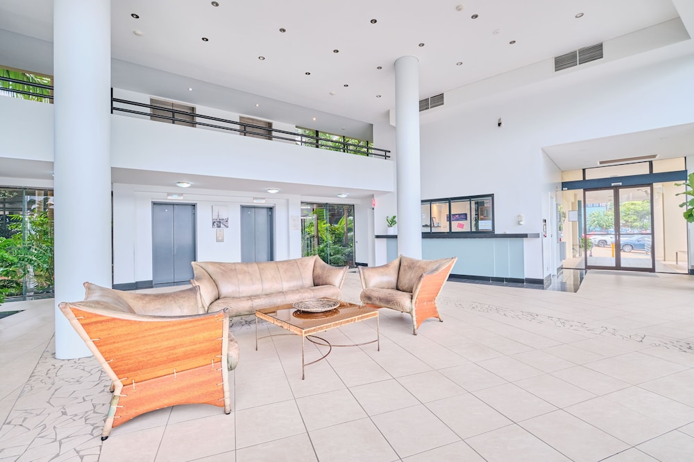 River Plaza Apartments 26/50