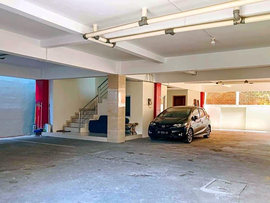 Reddoorz Plus Near Lippo Plaza Yogyakarta 19/22