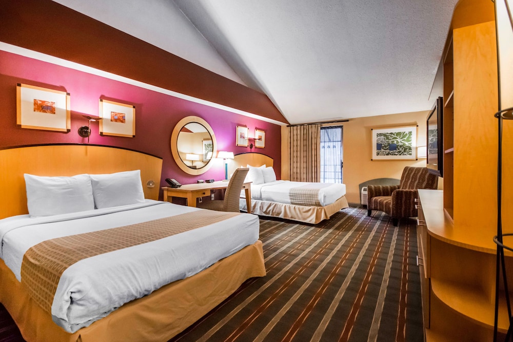 Pier 5 Hotel Baltimore, MD 12/50