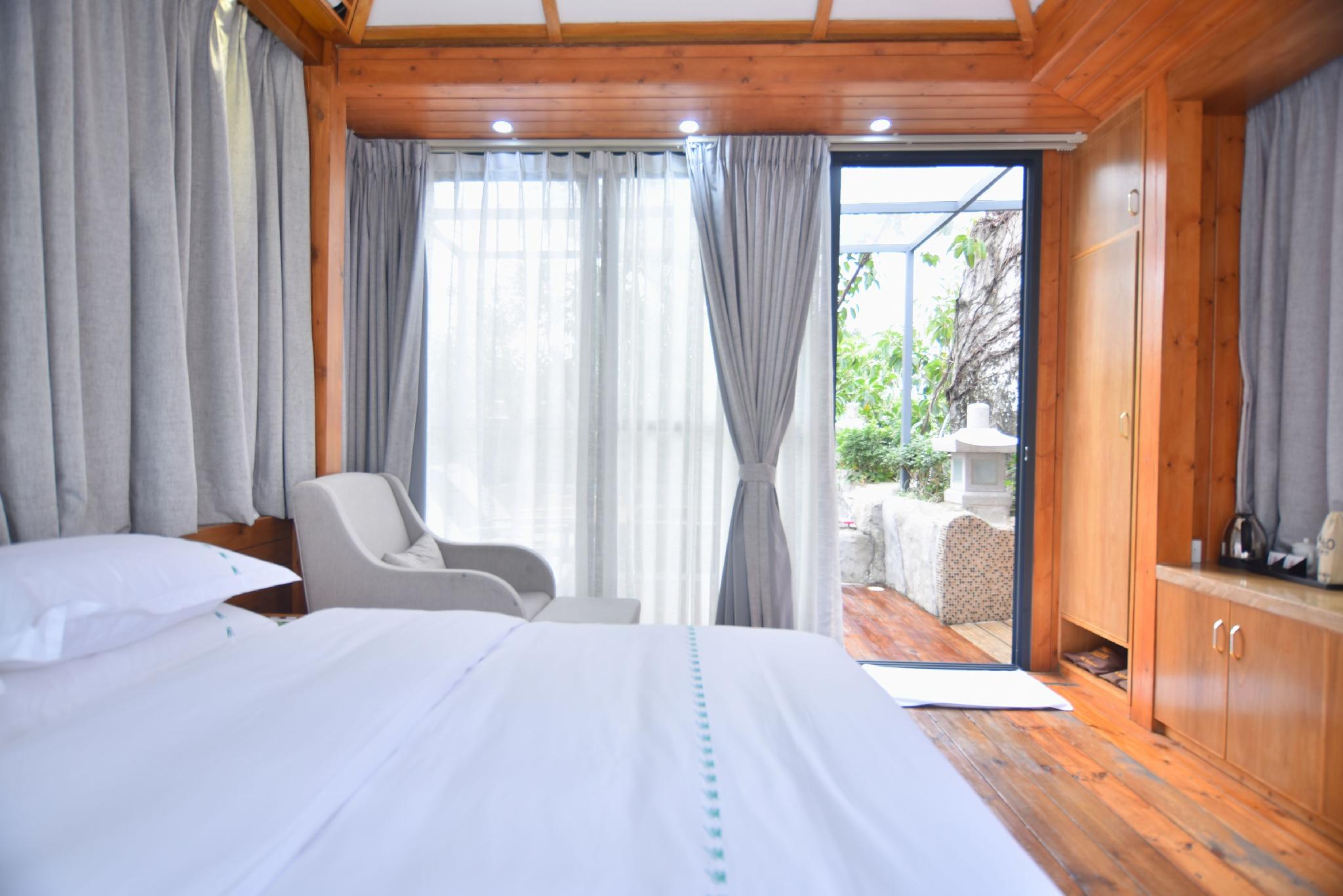 Quanyan Hotspring Holiday Hotel 4/56