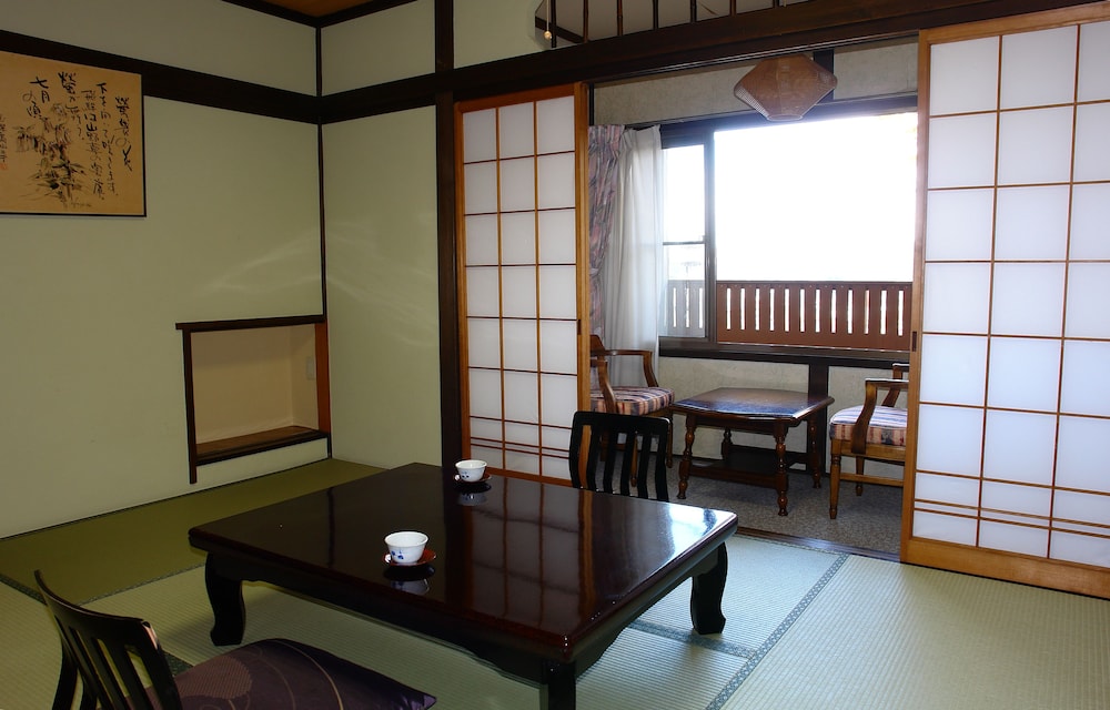 Futarishizuka Hakuun 40/50