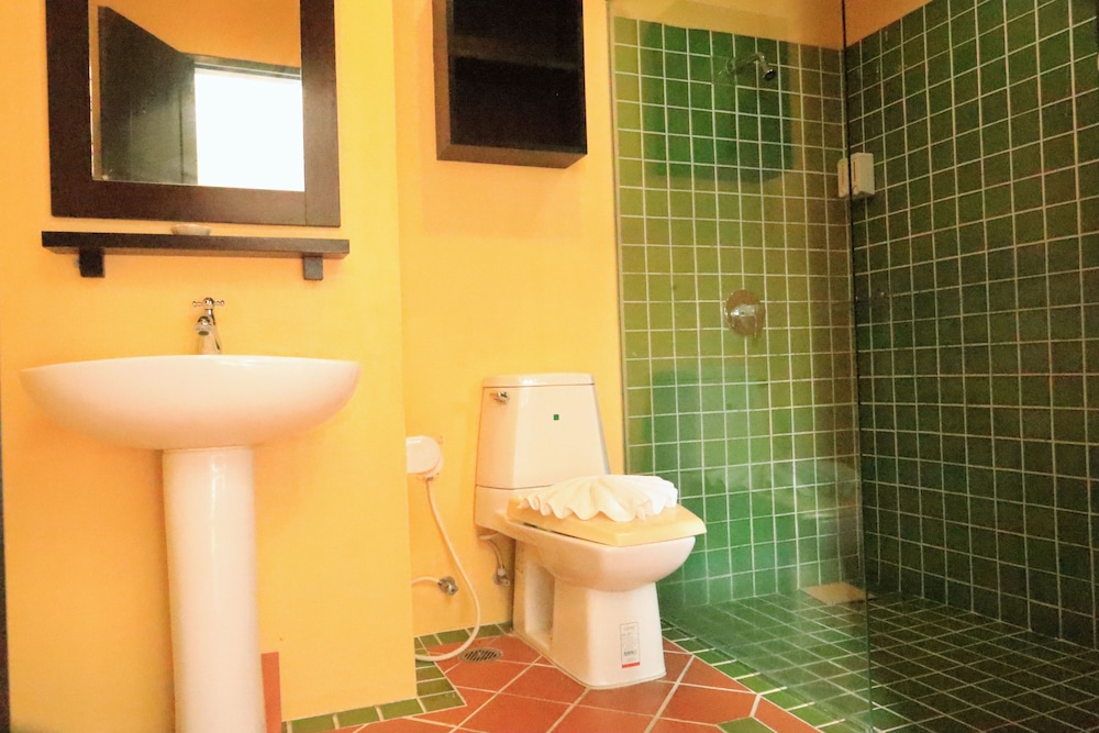Harmony Patong Hotel 40/40