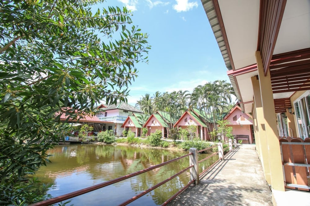 Best House Resort 4/31