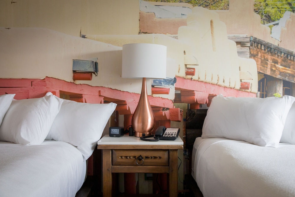 Hotel Don Fernando de Taos, Tapestry Collection by Hilton 20/80