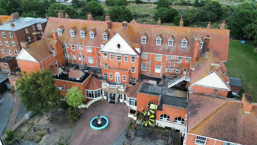 Skegness OYO Royal Hotel in SKEGNESS