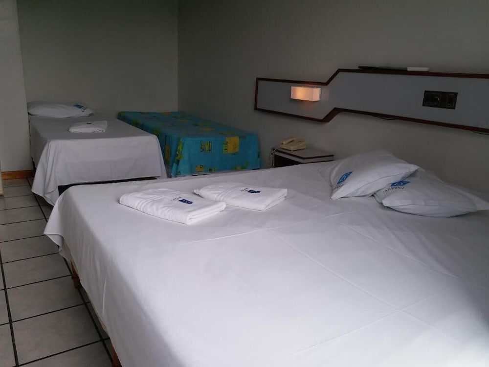 Kloppel Hotel 21/41
