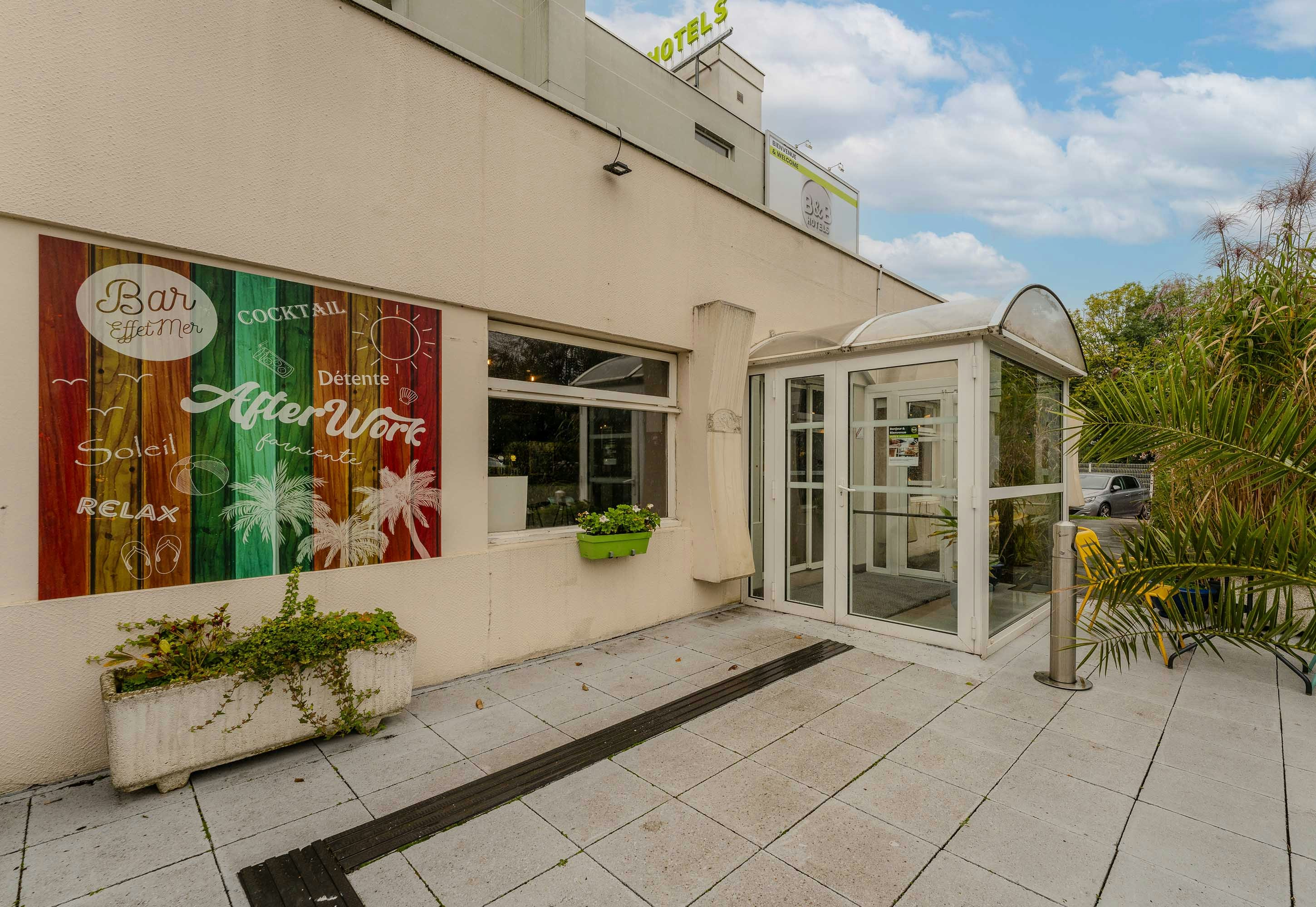 B&B HOTEL Lille Villeneuve d'Ascq Hotel de Ville