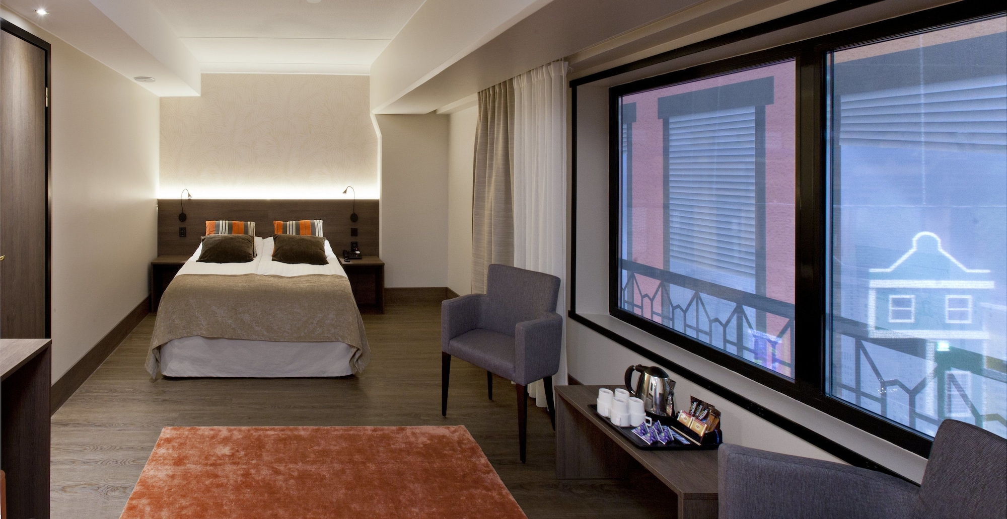 rooms