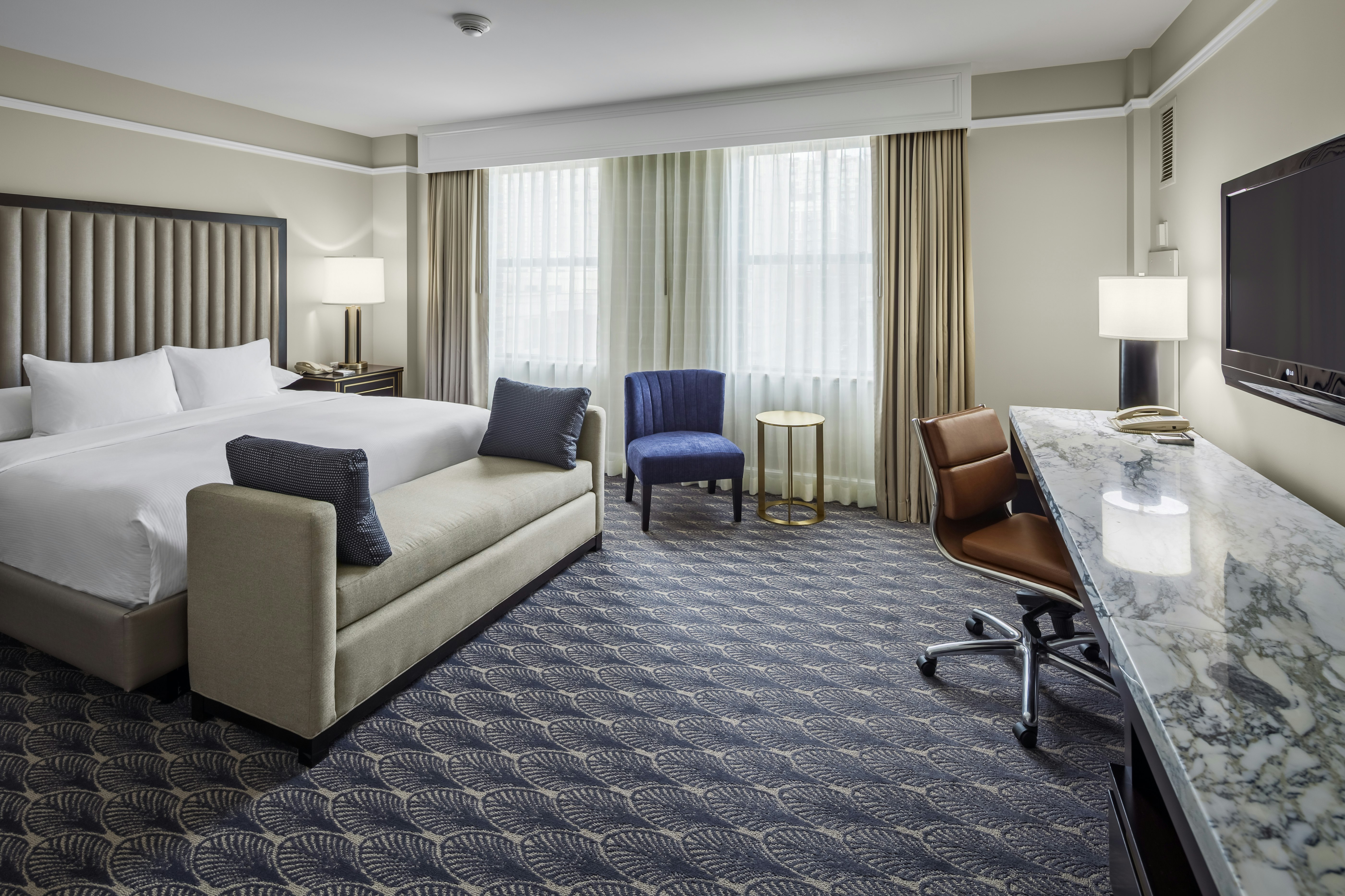 ROOM, KING BED, ACCESSIBLE