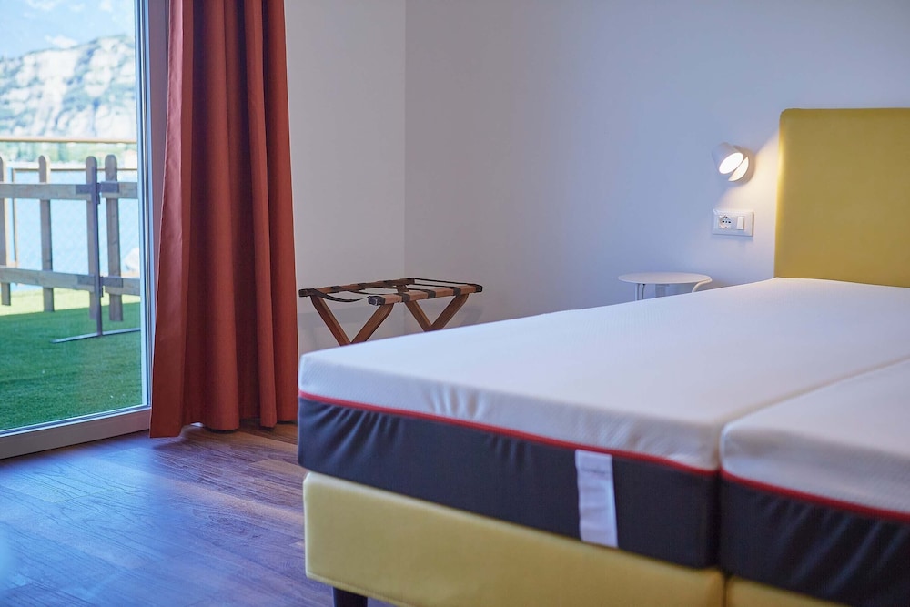 HOTEL PARADISO 31/59