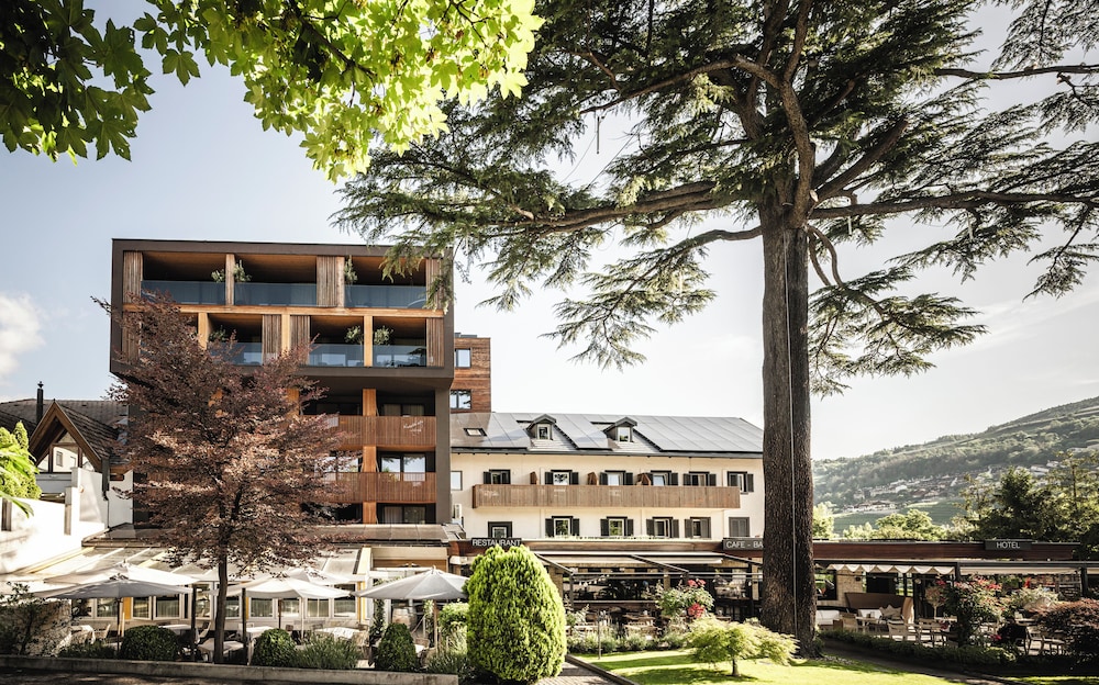Hotel Löwenhof 1/50