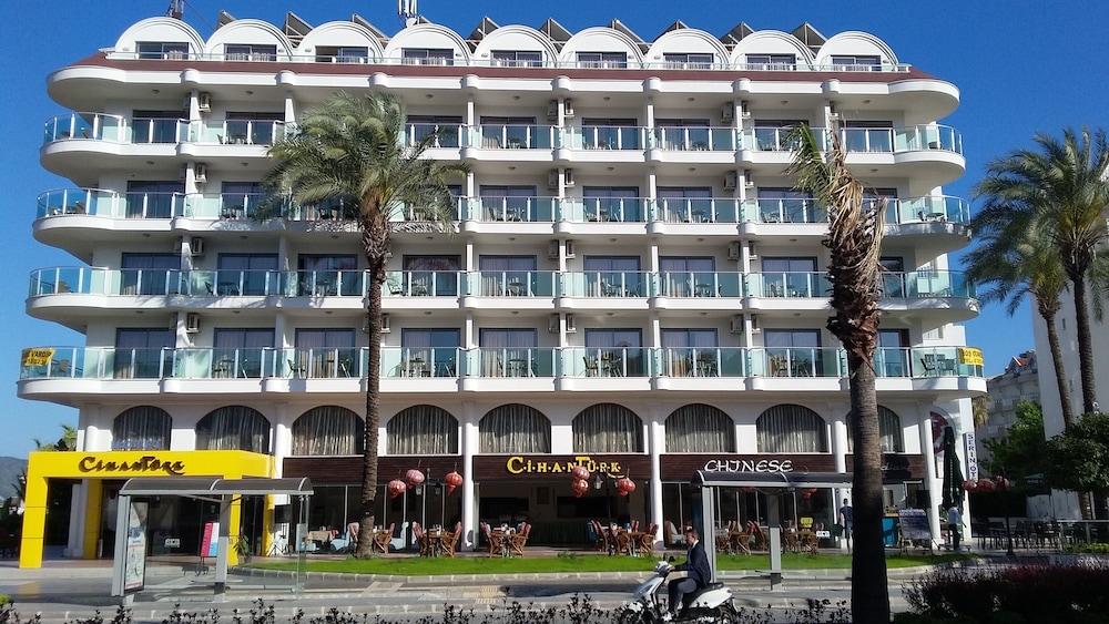 Cihanturk Hotel in MARMARIS