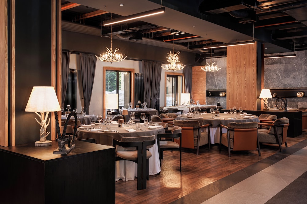 Swissotel Resort Kolasin 48/60